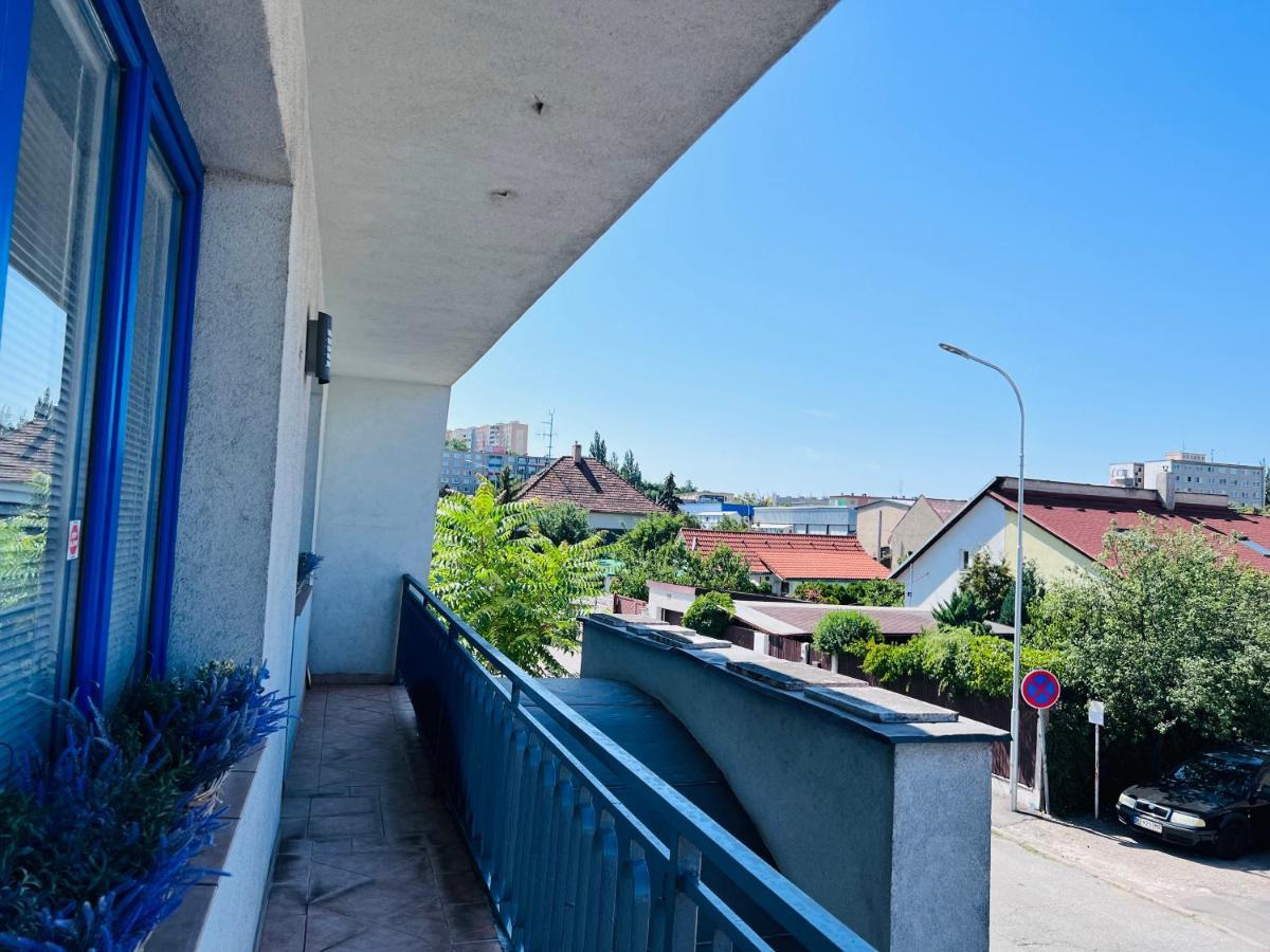 Sparrow Apartmens - Vrabcia Ulica 9, コシツェ エクステリア 写真