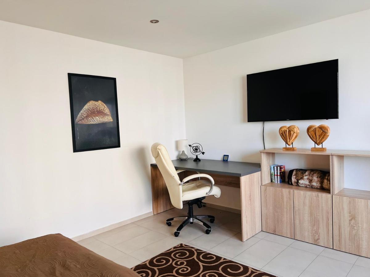Sparrow Apartmens - Vrabcia Ulica 9, コシツェ エクステリア 写真