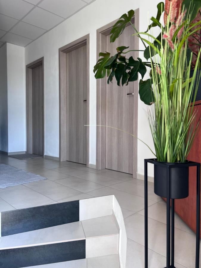 Sparrow Apartmens - Vrabcia Ulica 9, コシツェ エクステリア 写真