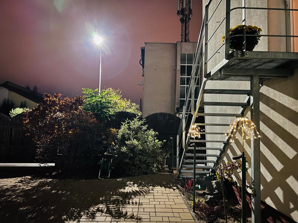 Sparrow Apartmens - Vrabcia Ulica 9, コシツェ エクステリア 写真
