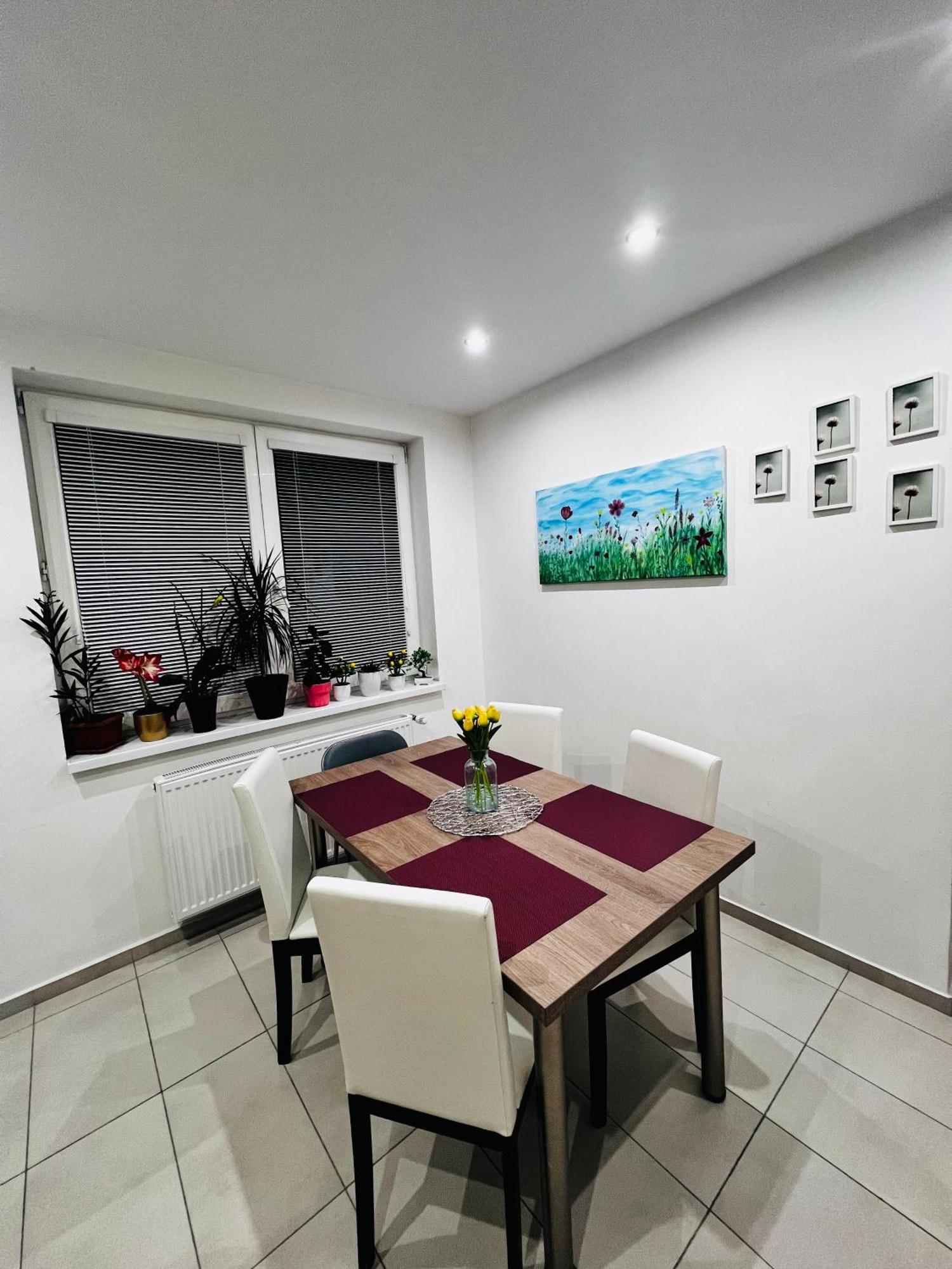Sparrow Apartmens - Vrabcia Ulica 9, コシツェ エクステリア 写真